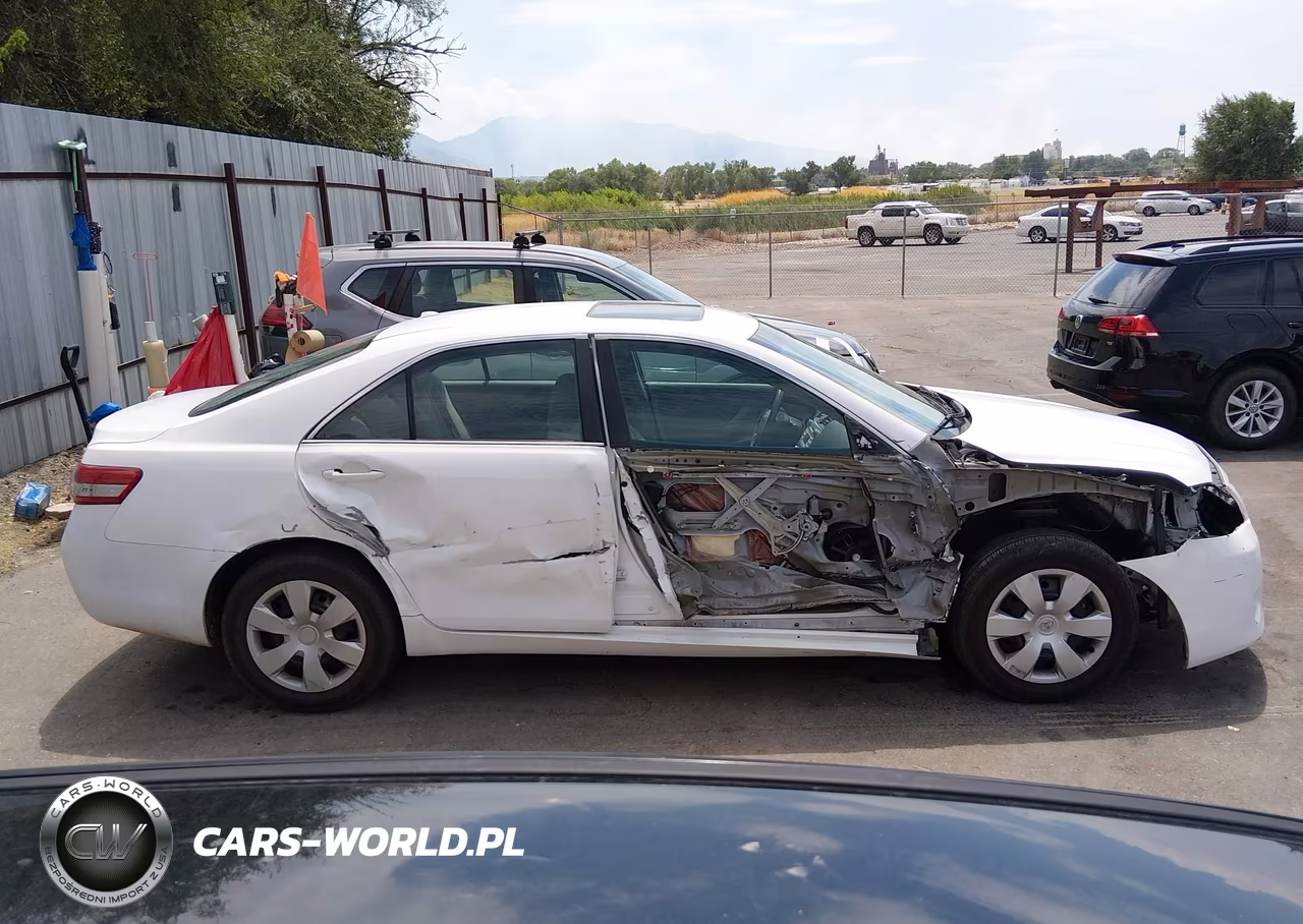 2010 Toyota Camry Le VIN:4T1BF3EK5AU557947 - 14