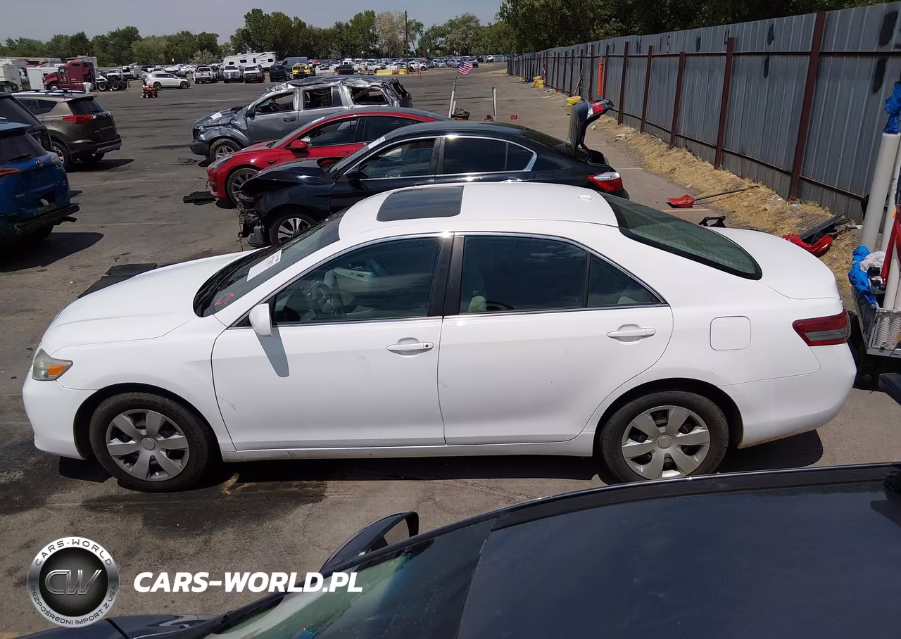 2010 Toyota Camry Le VIN:4T1BF3EK5AU557947 - 15