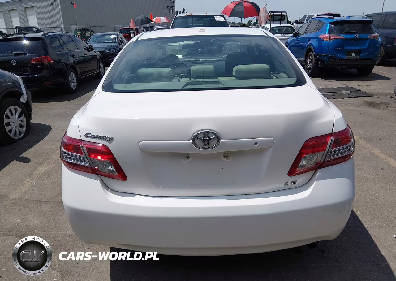 2010 Toyota Camry Le VIN:4T1BF3EK5AU557947 - 17