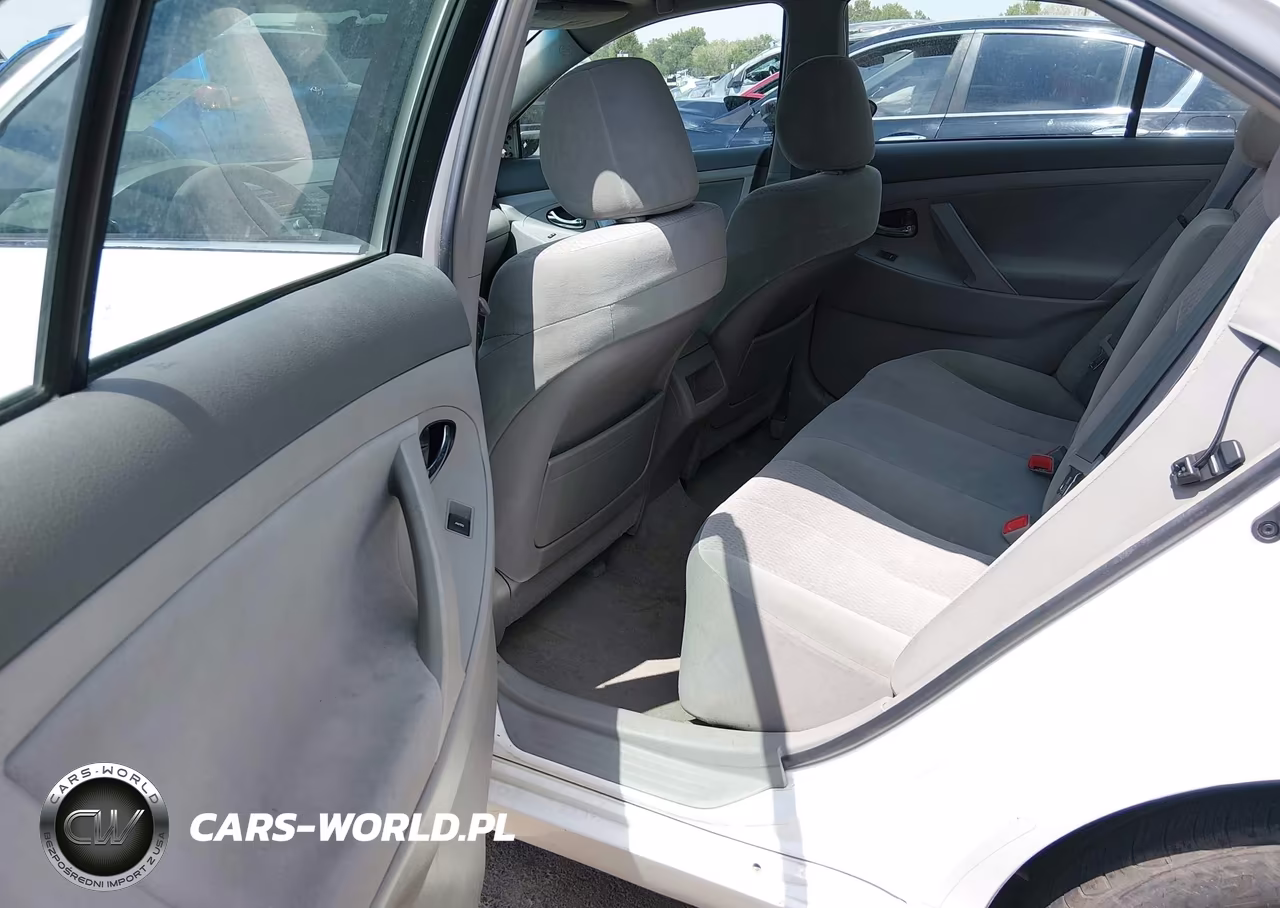 2010 Toyota Camry Le VIN:4T1BF3EK5AU557947 - 8