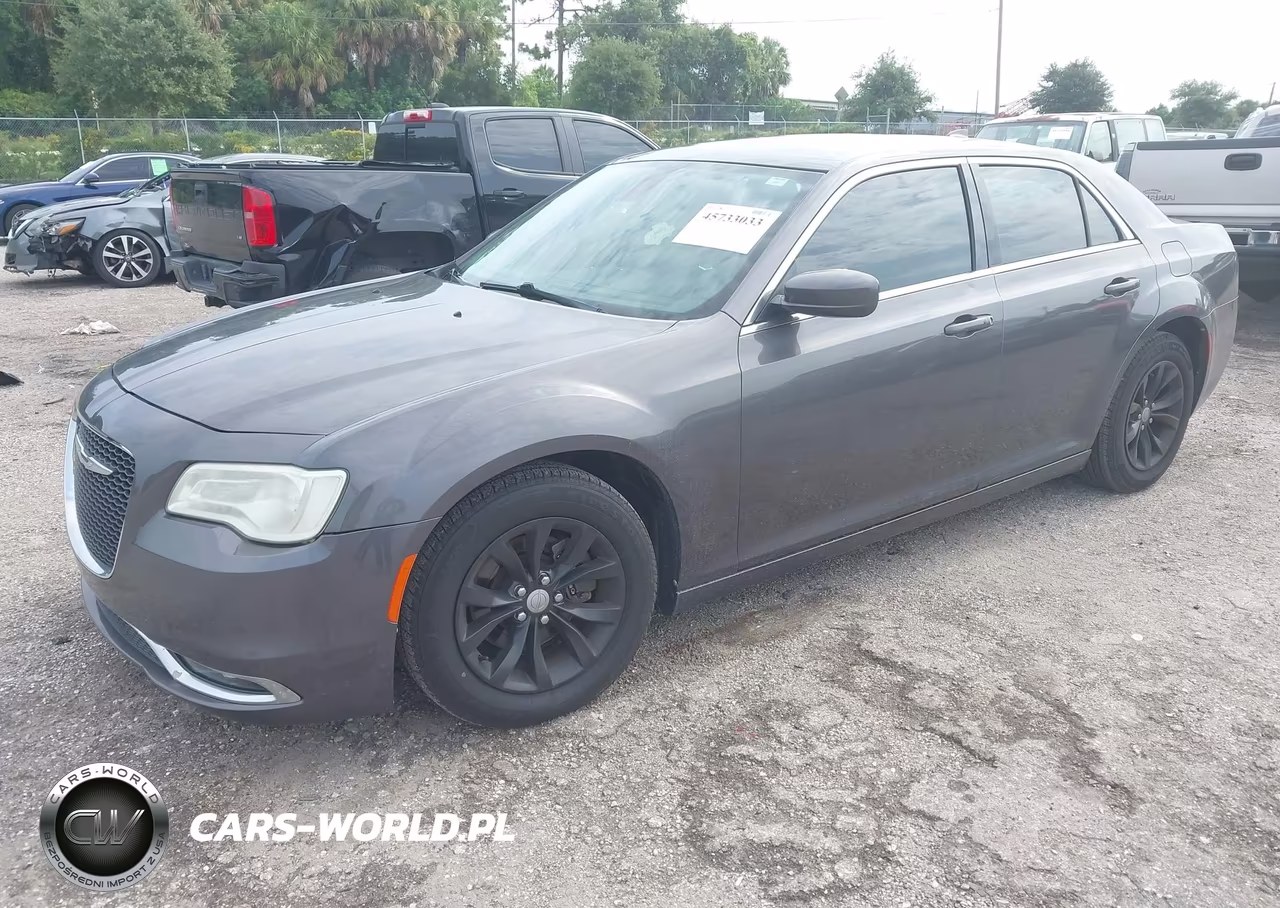 2015 Chrysler 300 Limited VIN:2C3CCAAG0FH853545 - 2