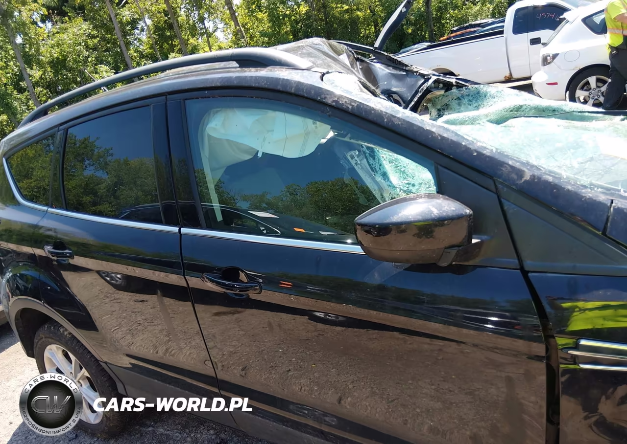 2018 Ford Escape Se VIN:1FMCU9GD7JUA72978 - 13
