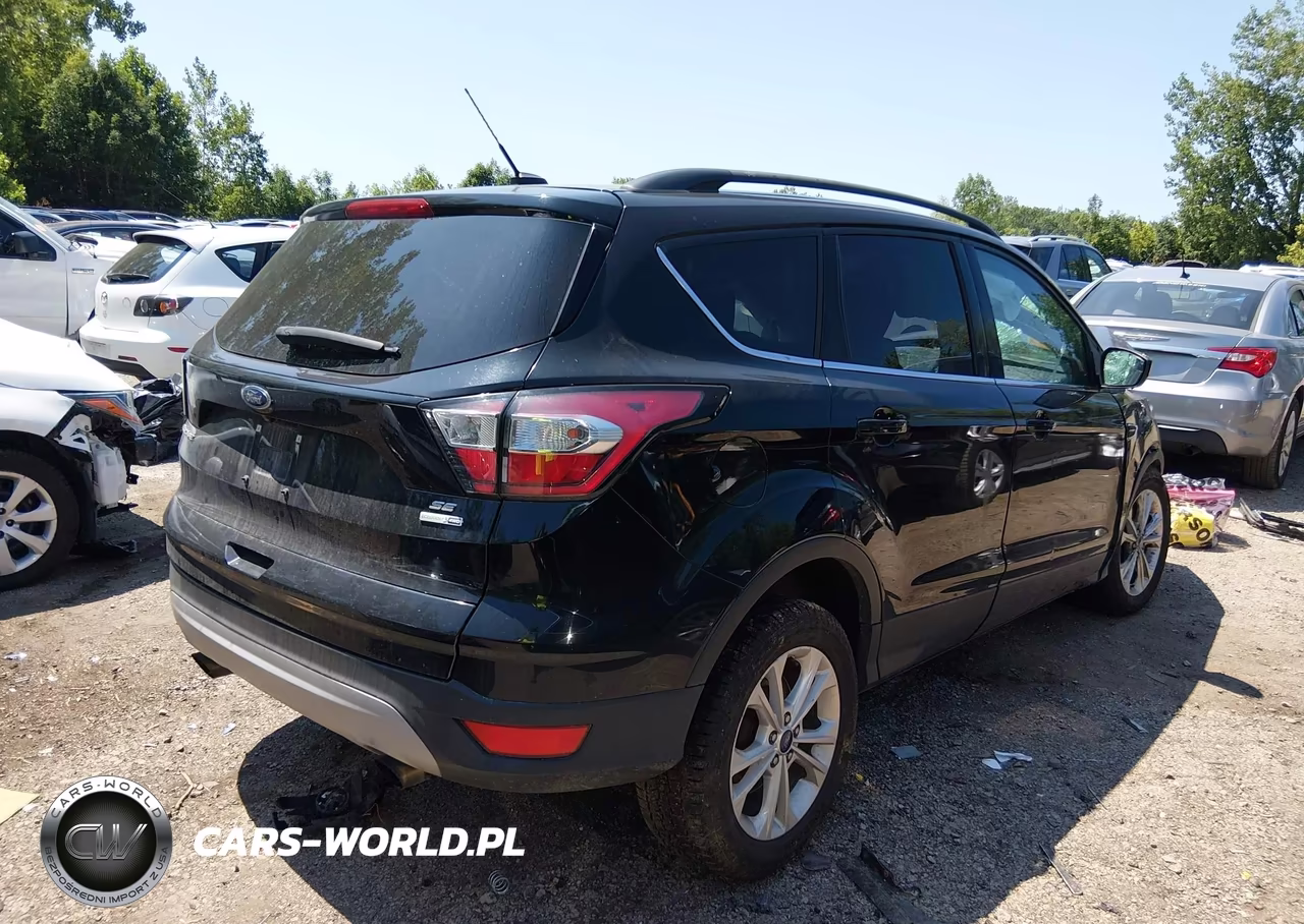 2018 Ford Escape Se VIN:1FMCU9GD7JUA72978 - 4