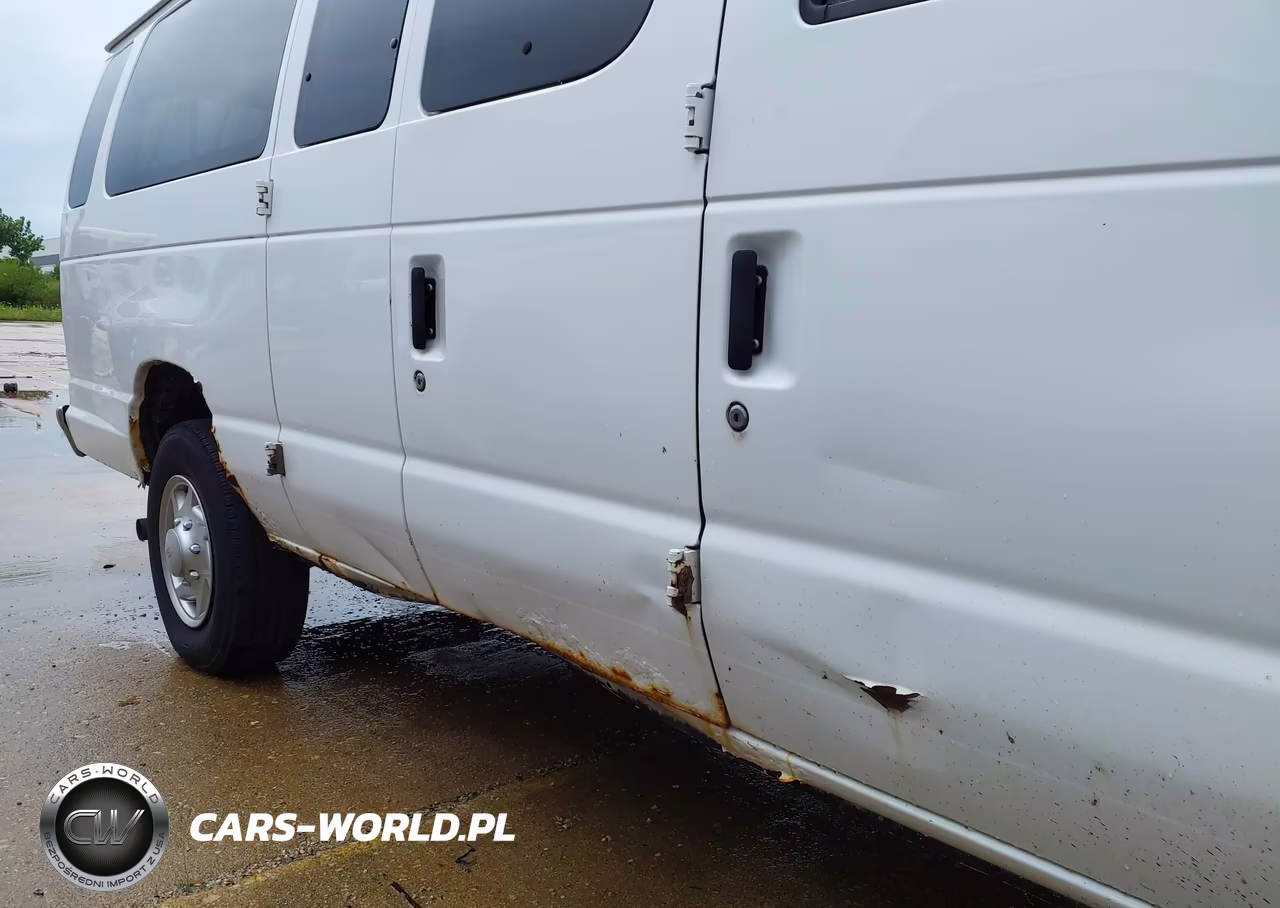 2012 Ford E-350 Super Duty Xlt VIN:1FBSS3BL8CDA76353 - 17