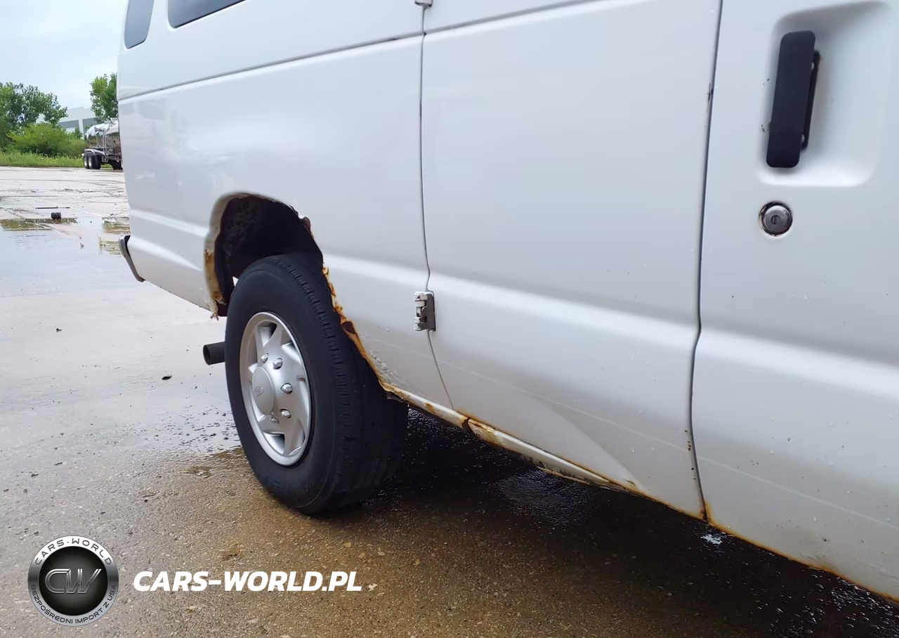 2012 Ford E-350 Super Duty Xlt VIN:1FBSS3BL8CDA76353 - 18