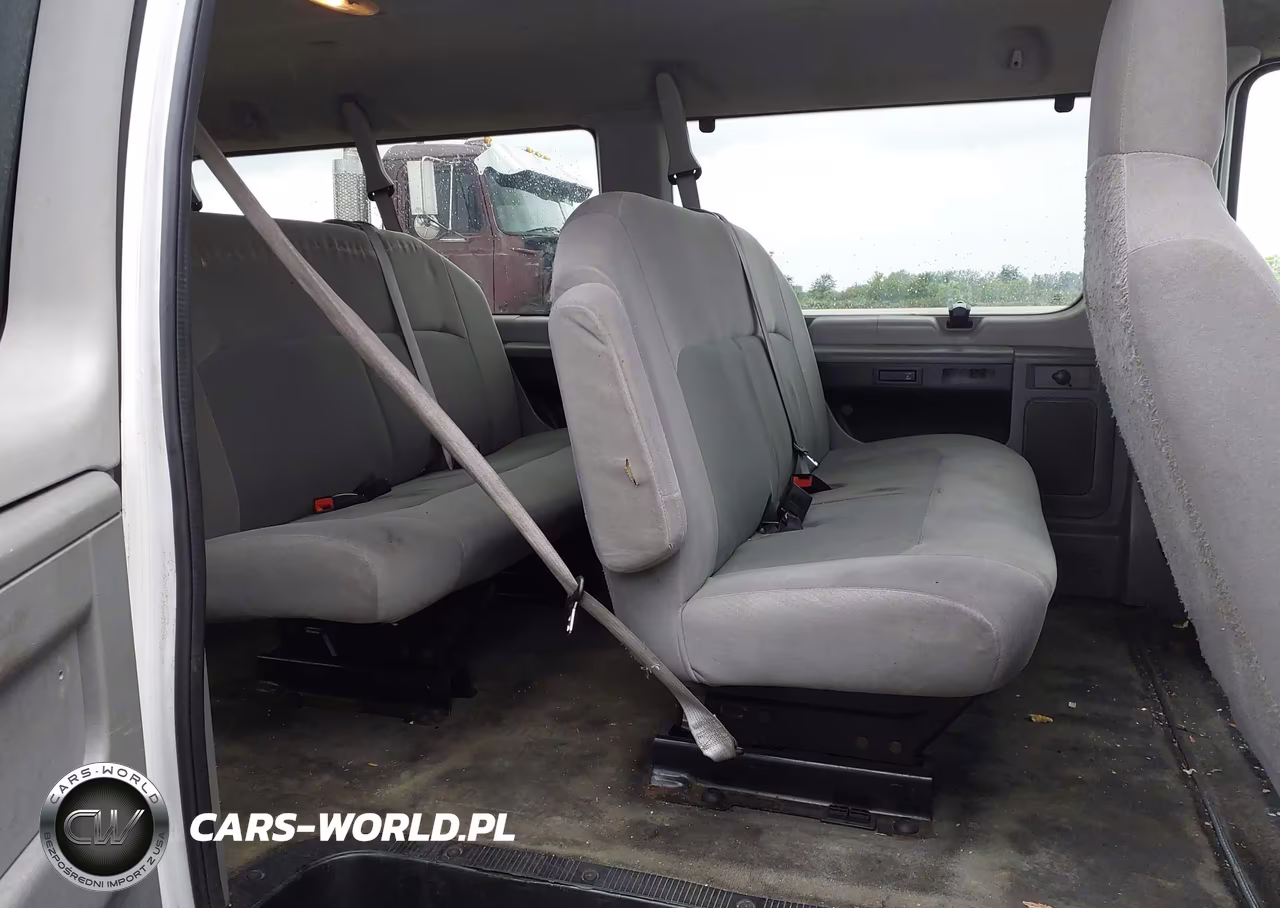 2012 Ford E-350 Super Duty Xlt VIN:1FBSS3BL8CDA76353 - 8
