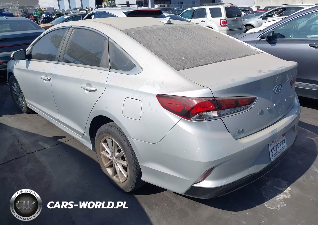 2018 Hyundai Sonata Se VIN:5NPE24AF5JH680945 - 3