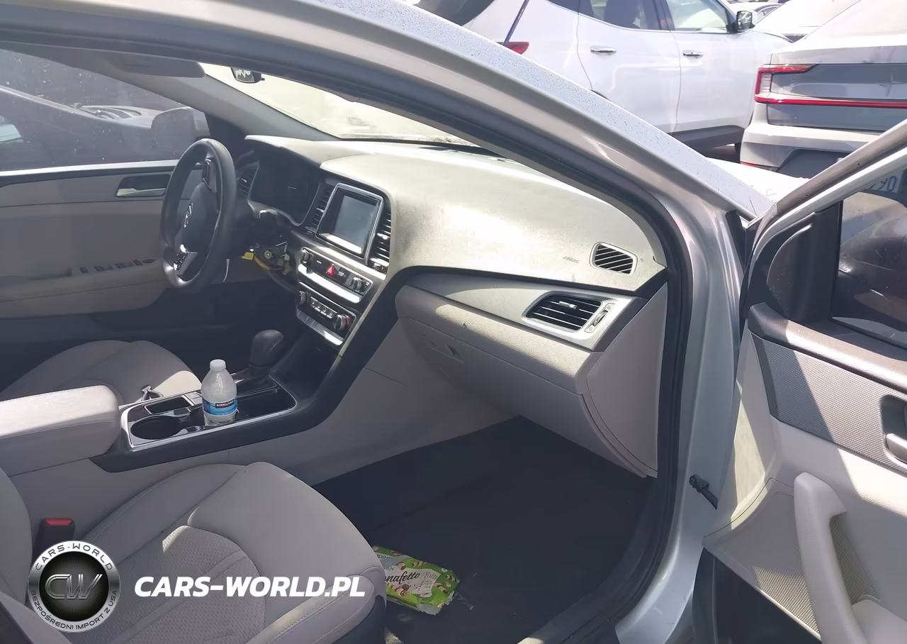 2018 Hyundai Sonata Se VIN:5NPE24AF5JH680945 - 5