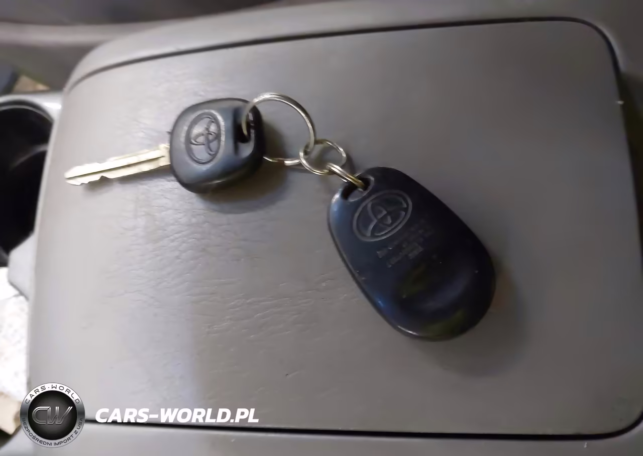 2008 Toyota Sienna Xle VIN:5TDZK22C18S190632 - 11
