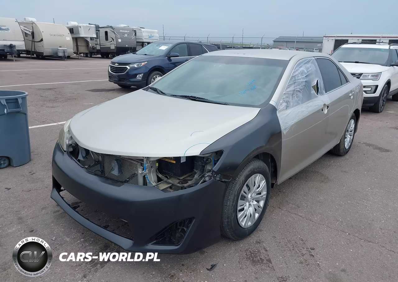 2014 Toyota Camry Le VIN:4T4BF1FK2ER426988 - 2