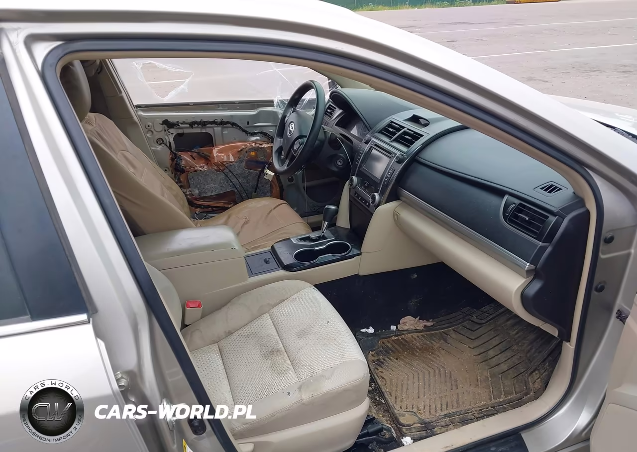 2014 Toyota Camry Le VIN:4T4BF1FK2ER426988 - 5