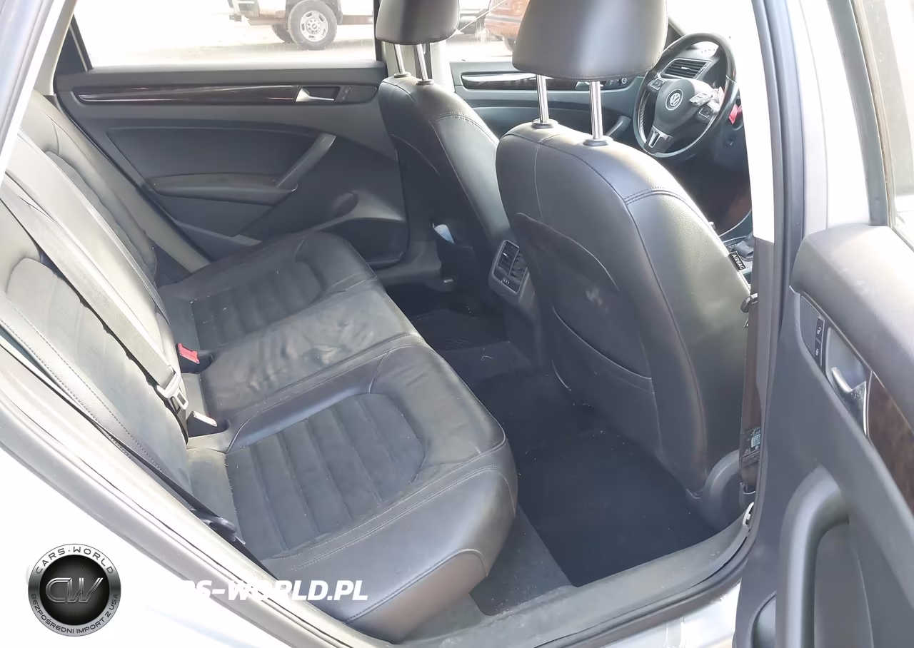 2014 Volkswagen Passat 2.0L Tdi Sel Premium VIN:1VWCN7A39EC058241 - 8