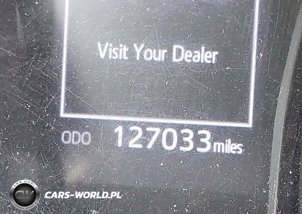 2018 Toyota Camry Le VIN:JTNB11HKXJ3010659 - 15