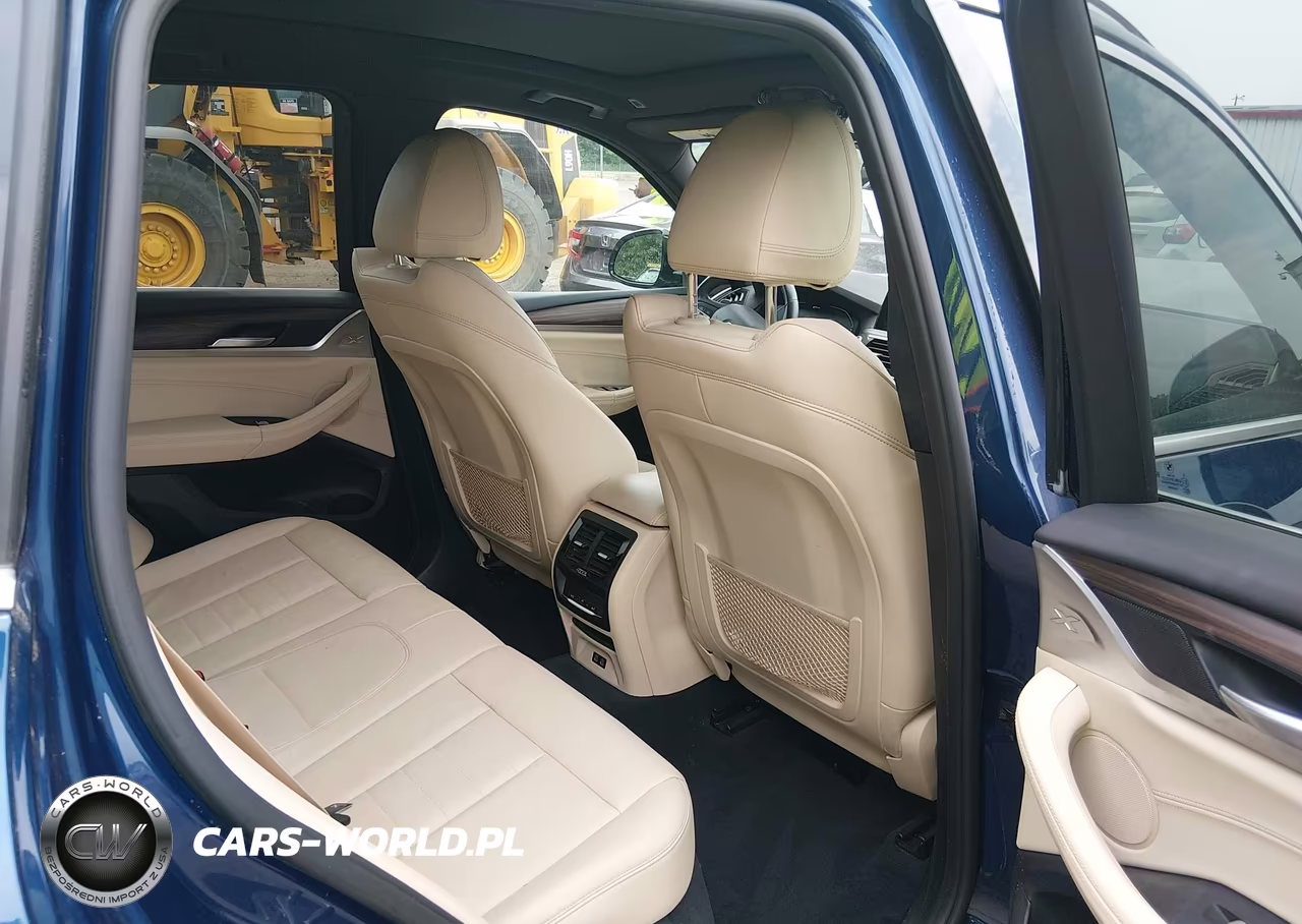 2021 BMW X3 Phev xDrive30E VIN:5UXTS1C08M9E85242 - 8