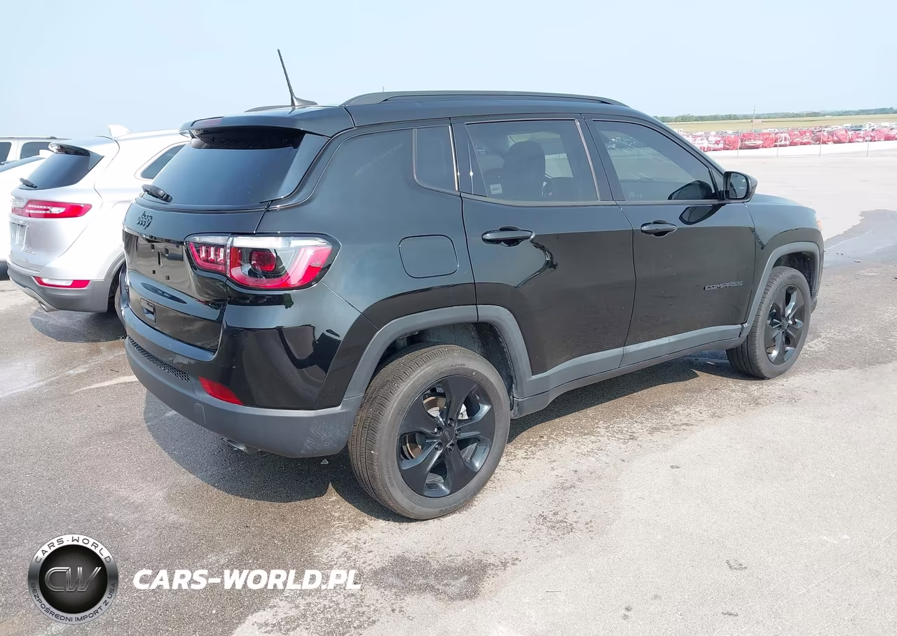2021 Jeep Compass Altitude 4X4 VIN:3C4NJDBB3MT569720 - 4