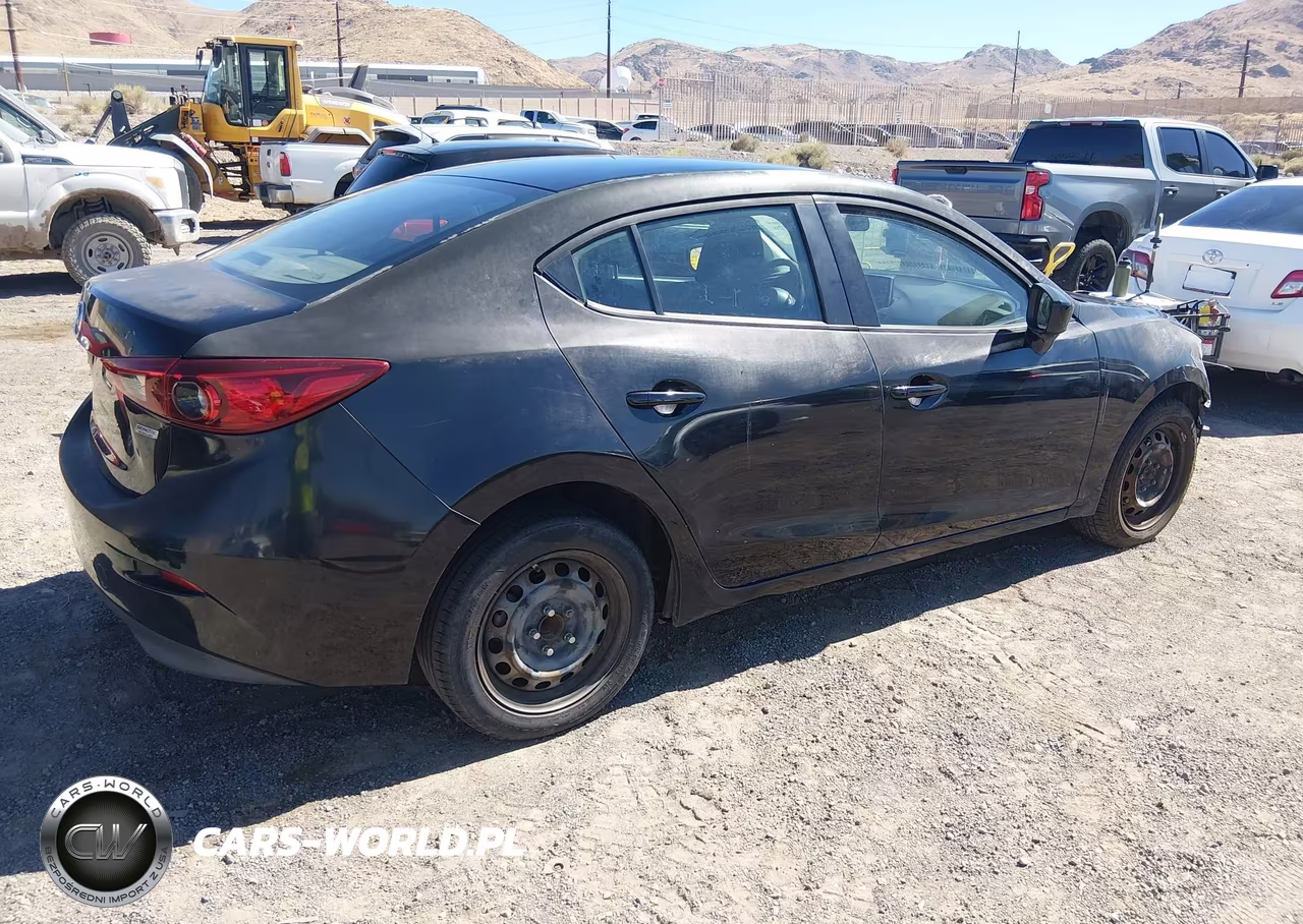 2015 Mazda Mazda3 I Sport VIN:3MZBM1U72FM190798 - 4