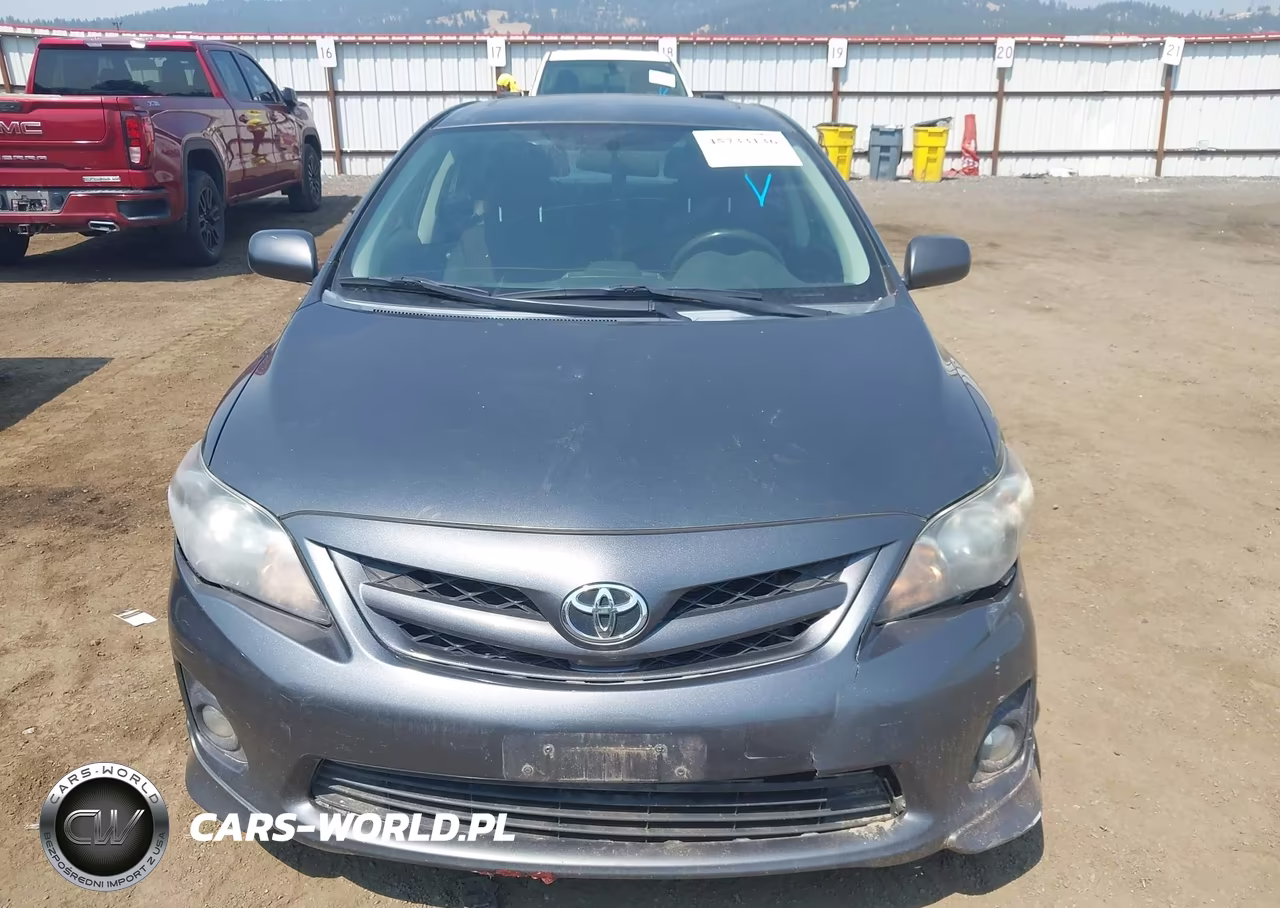2013 Toyota Corolla S VIN:2T1BU4EE8DC086744 - 13