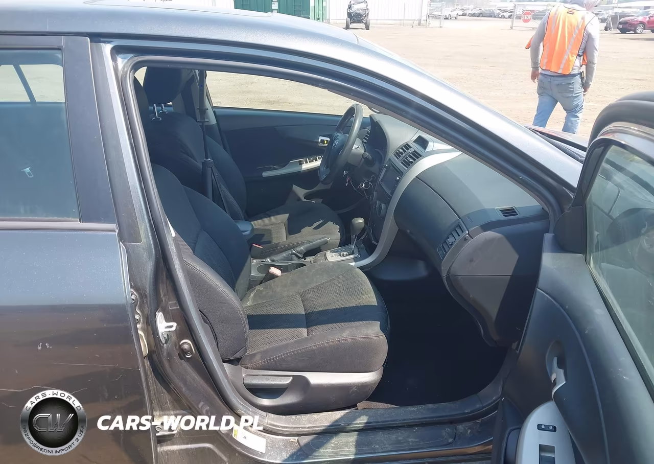 2013 Toyota Corolla S VIN:2T1BU4EE8DC086744 - 5