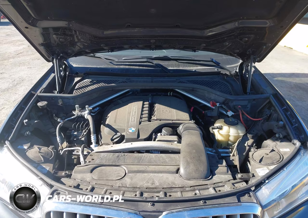 2018 BMW X5 xDrive35I VIN:5UXKR0C52J0Y02538 - 10