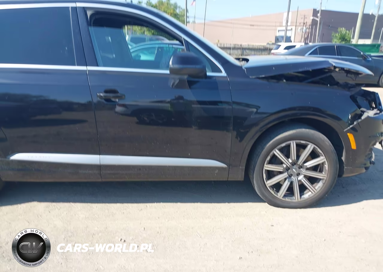 2017 Audi Q7 3.0T Premium VIN:WA1VAAF76HD003576 - 13