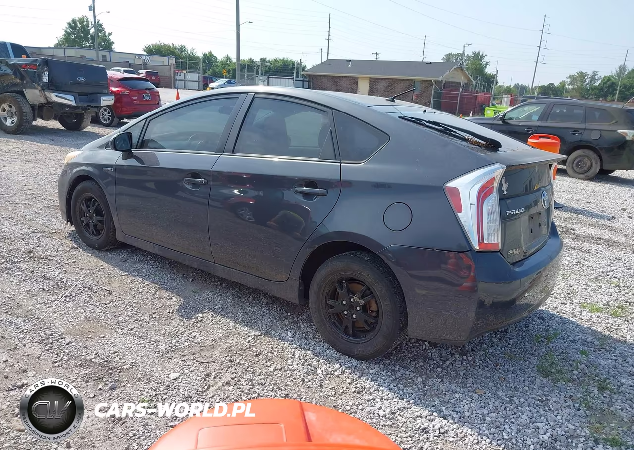 2013 Toyota Prius VIN:JTDKN3DU5D5559335 - 3