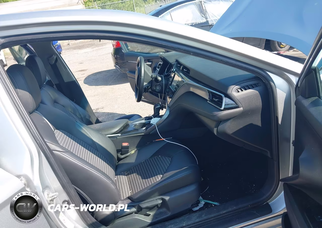 2018 Toyota Camry Se VIN:4T1B11HKXJU572166 - 5