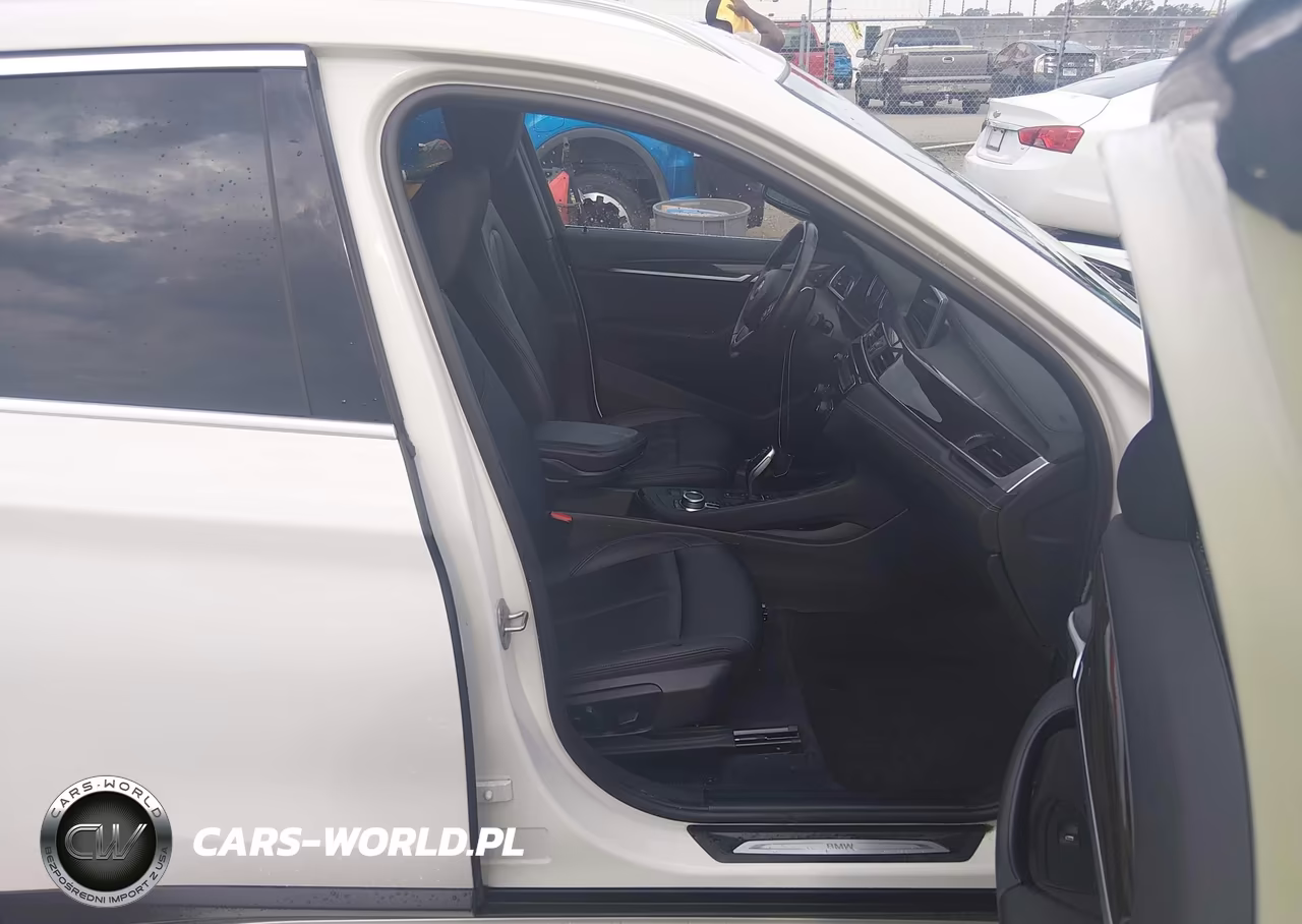2020 BMW X1 xDrive28I VIN:WBXJG9C05L3L87585 - 5