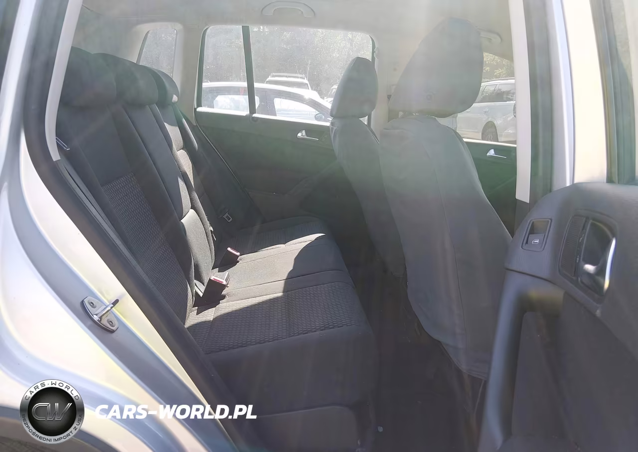 2011 Volkswagen Tiguan S VIN:WVGBV7AX5BW555231 - 8