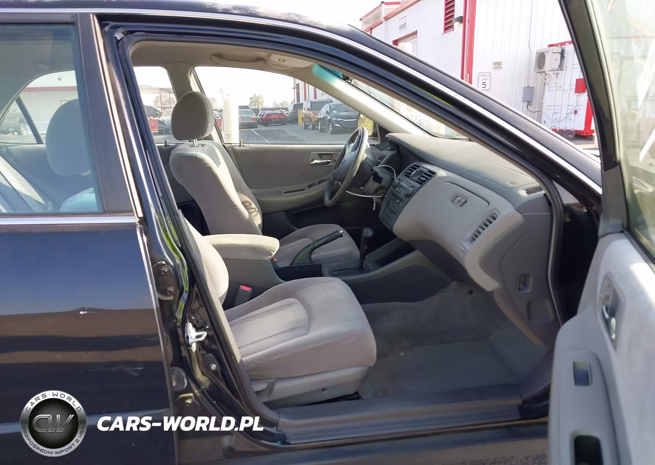 2000 Honda Accord 2.3 Lx VIN:1HGCG6655YA151454 - 5
