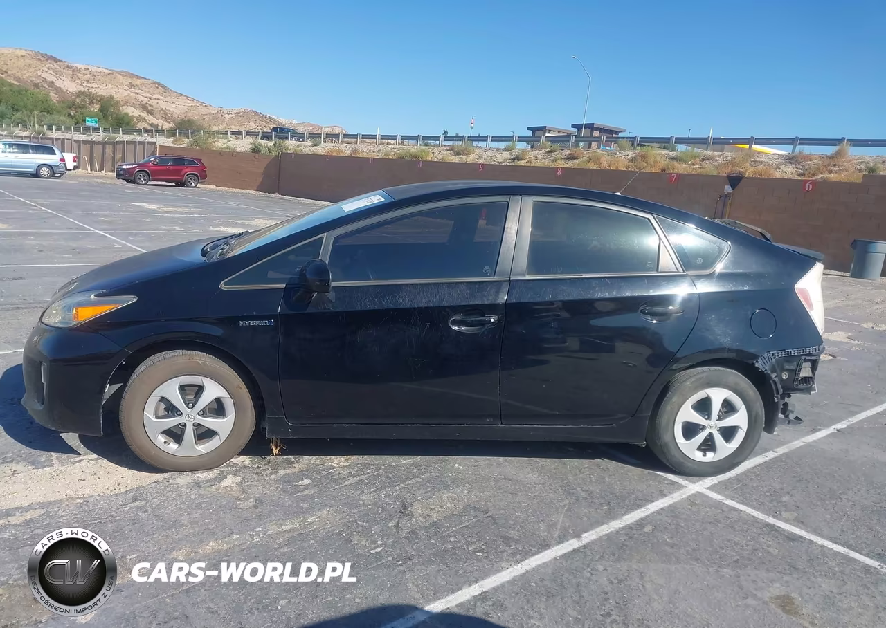 2012 Toyota Prius Two VIN:JTDKN3DU3C1489579 - 14