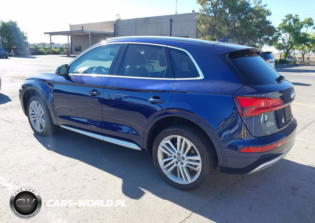 2018 Audi Q5 2.0T Premium-2.0T Tech Premium VIN:WA1BNAFY1J2098744 - 3
