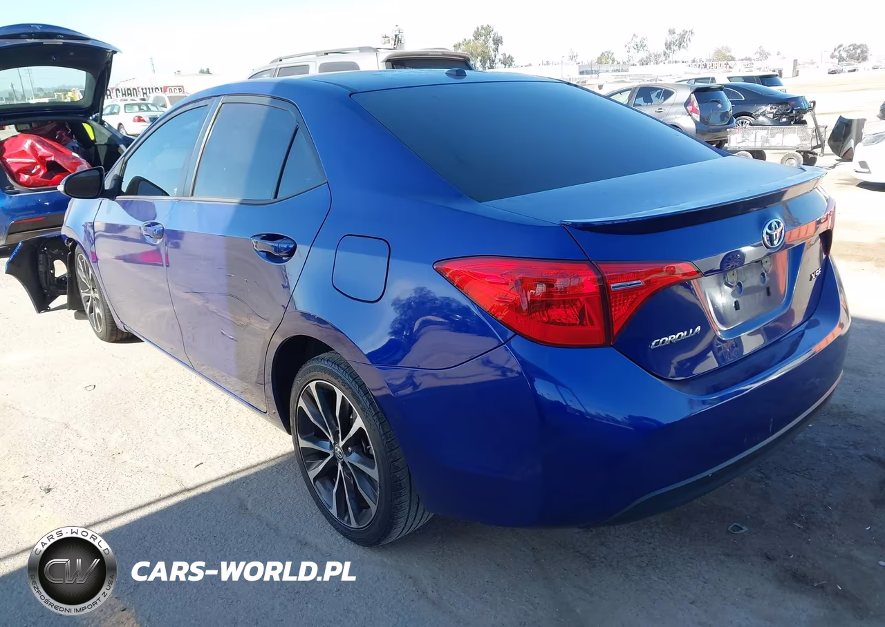 2017 Toyota Corolla Xse VIN:5YFBURHE4HP721487 - 3