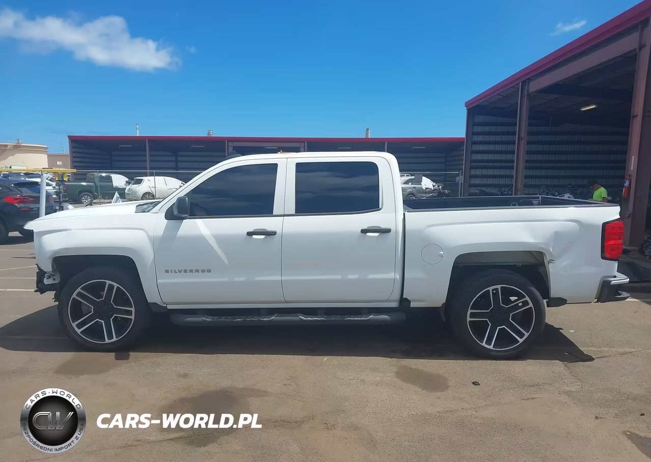 2018 Chevrolet Silverado 1500 Custom VIN:3GCPCPECXJG609921 - 15