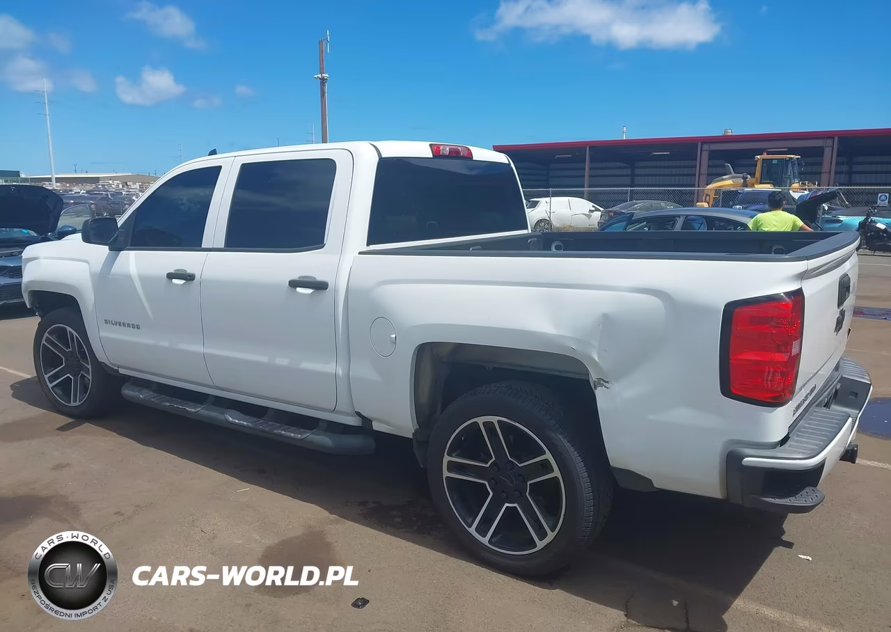 2018 Chevrolet Silverado 1500 Custom VIN:3GCPCPECXJG609921 - 18