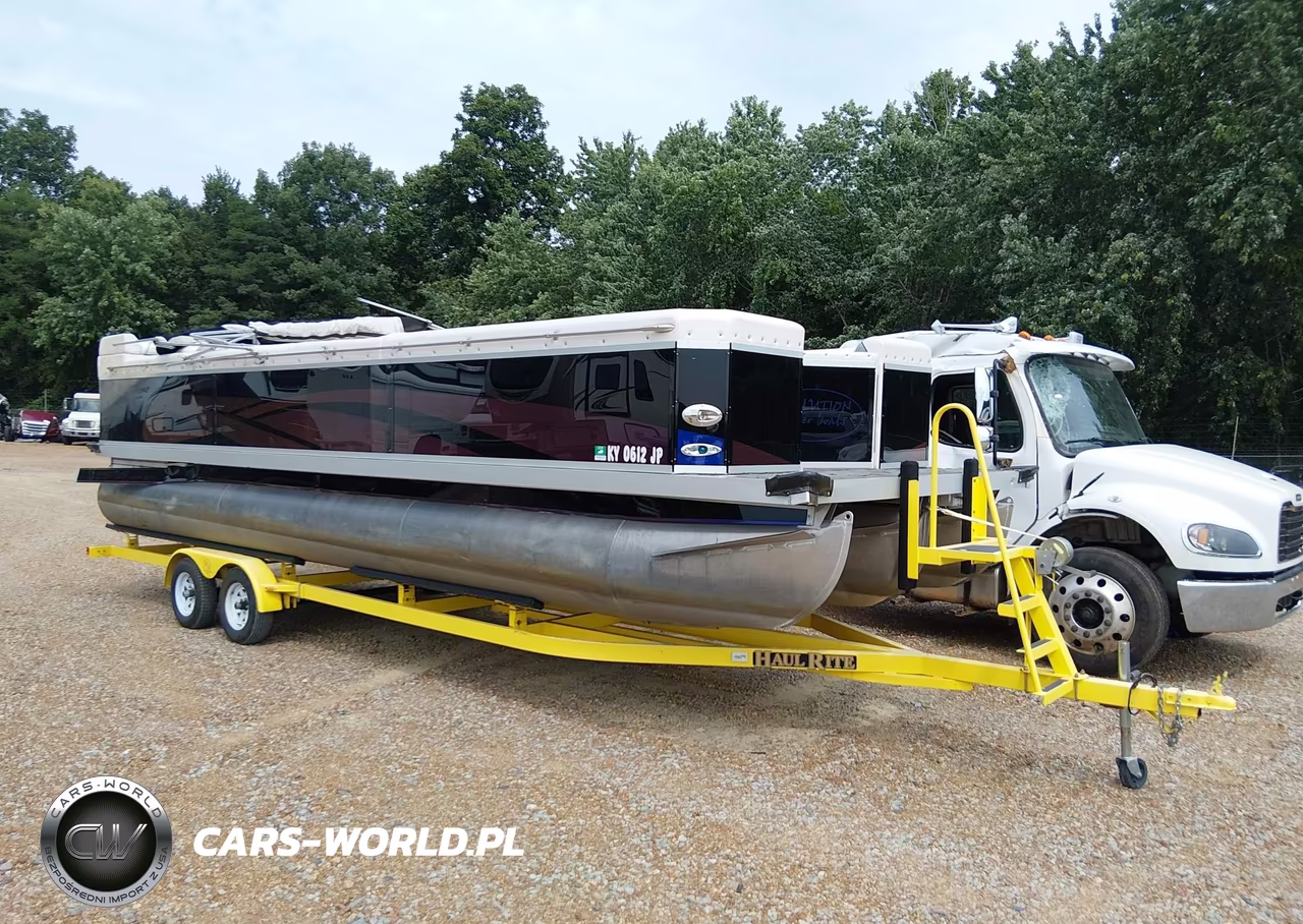 2006 Evolution Power Boats Pontoon Boat