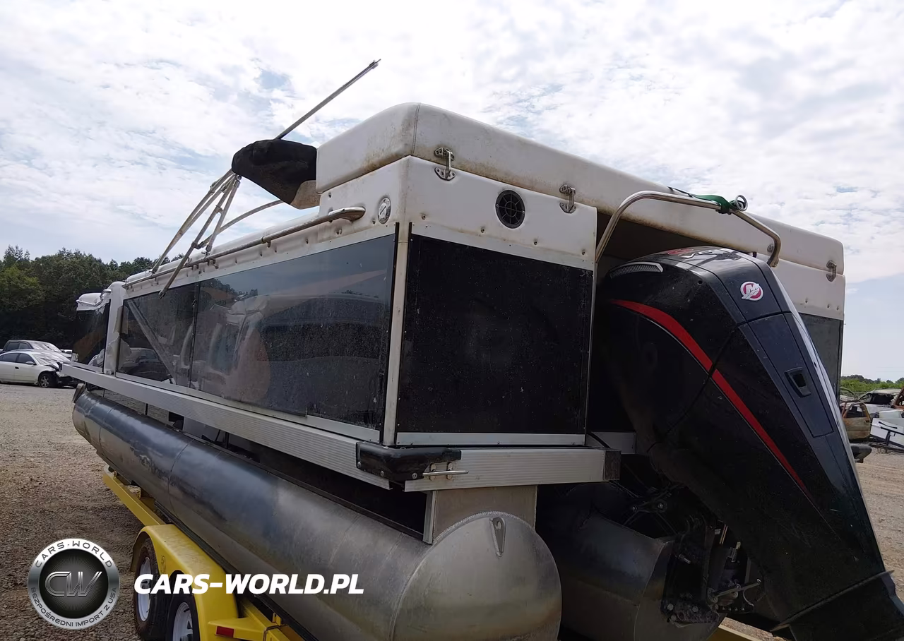 2006 Evolution Power Boats Pontoon Boat VIN:GKG26134F506 - 13