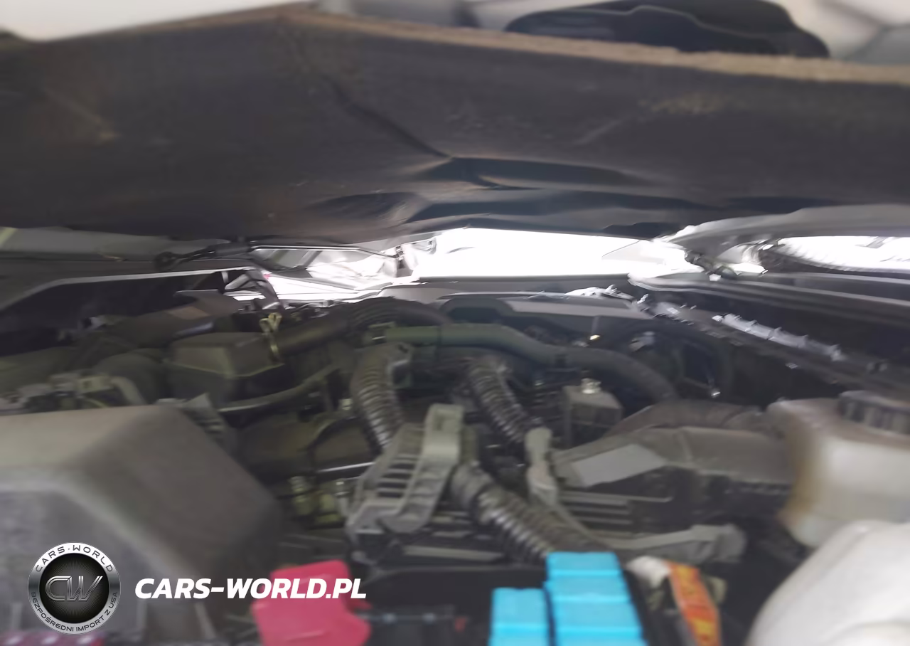 2025 Toyota Camry Le VIN:4T1DAACK2SU057857 - 10