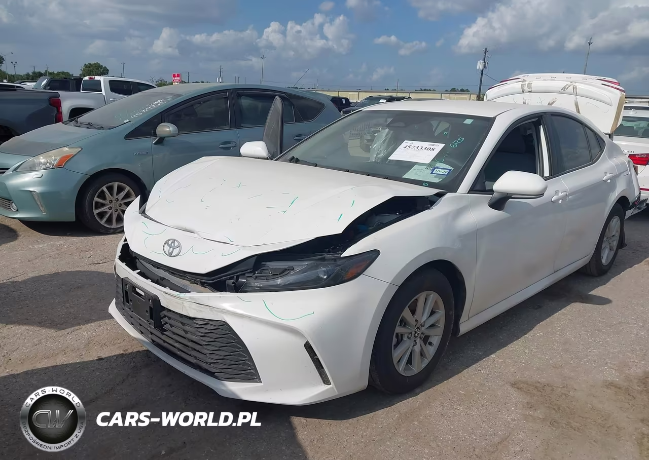 2025 Toyota Camry Le VIN:4T1DAACK2SU057857 - 2