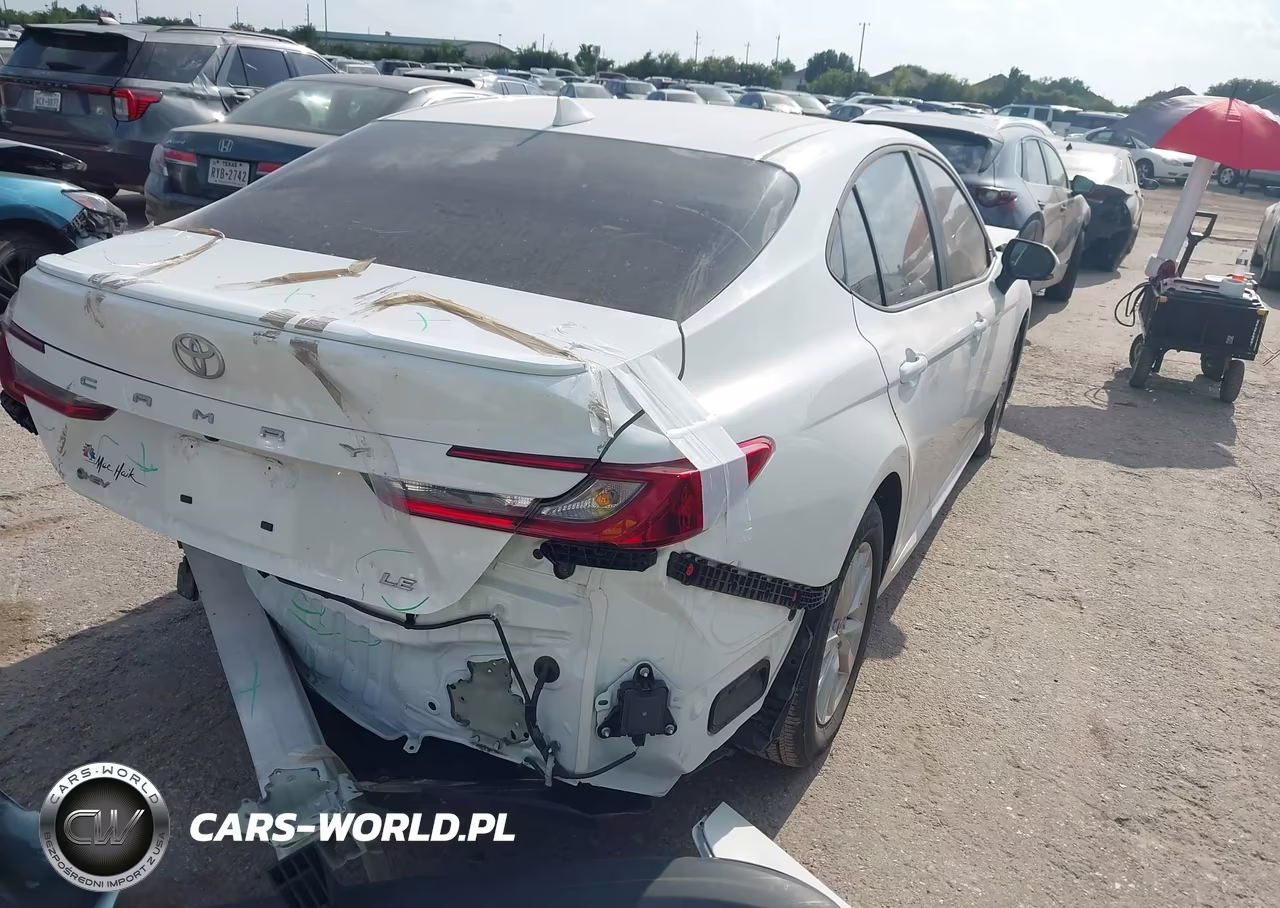 2025 Toyota Camry Le VIN:4T1DAACK2SU057857 - 4