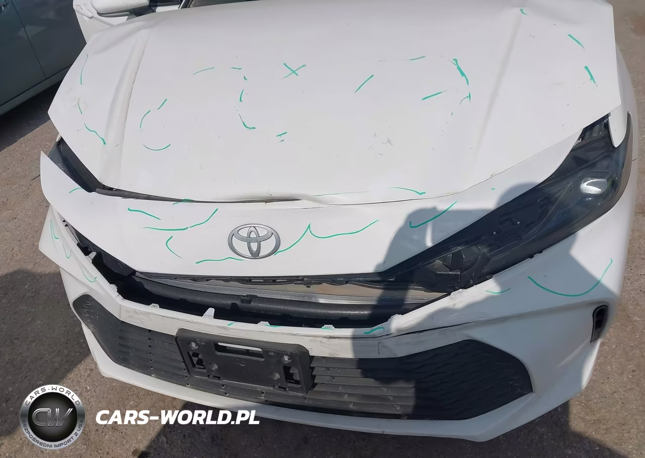 2025 Toyota Camry Le VIN:4T1DAACK2SU057857 - 6