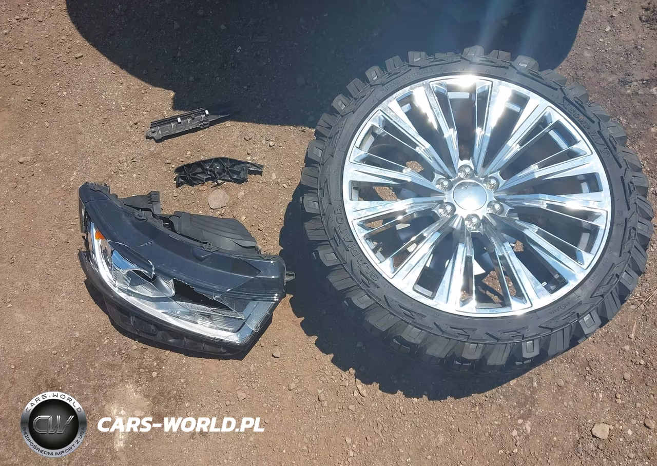 2025 GMC Sierra 1500 4Wd Short Box Denali VIN:3GTUUGED9SG218298 - 12