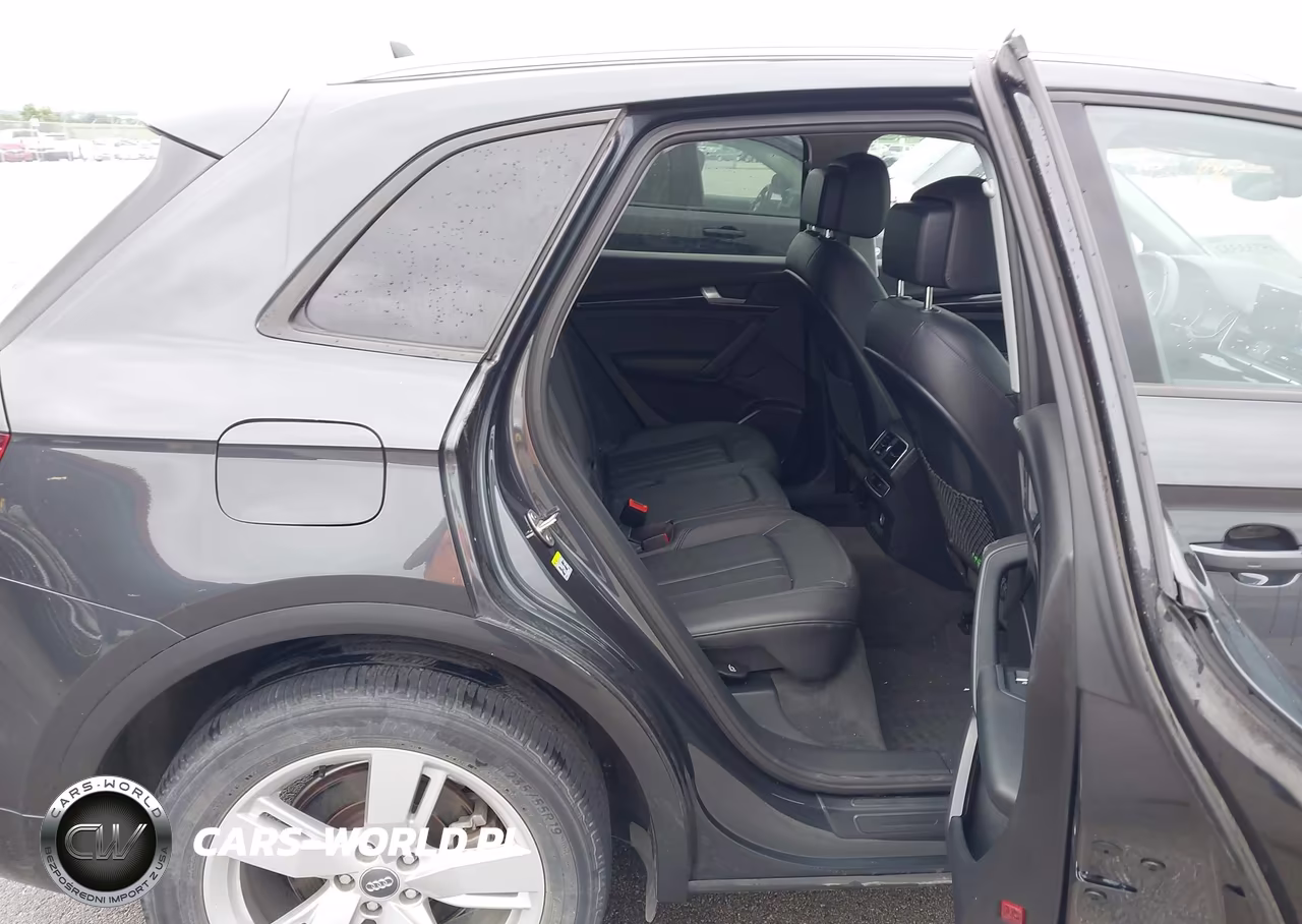 2018 Audi Q5 2.0T Premium-2.0T Tech Premium VIN:WA1ANAFY7J2077568 - 8