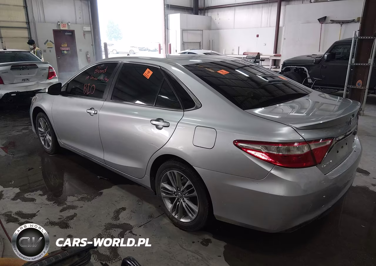 2017 Toyota Camry Se VIN:4T1BF1FK6HU805006 - 3