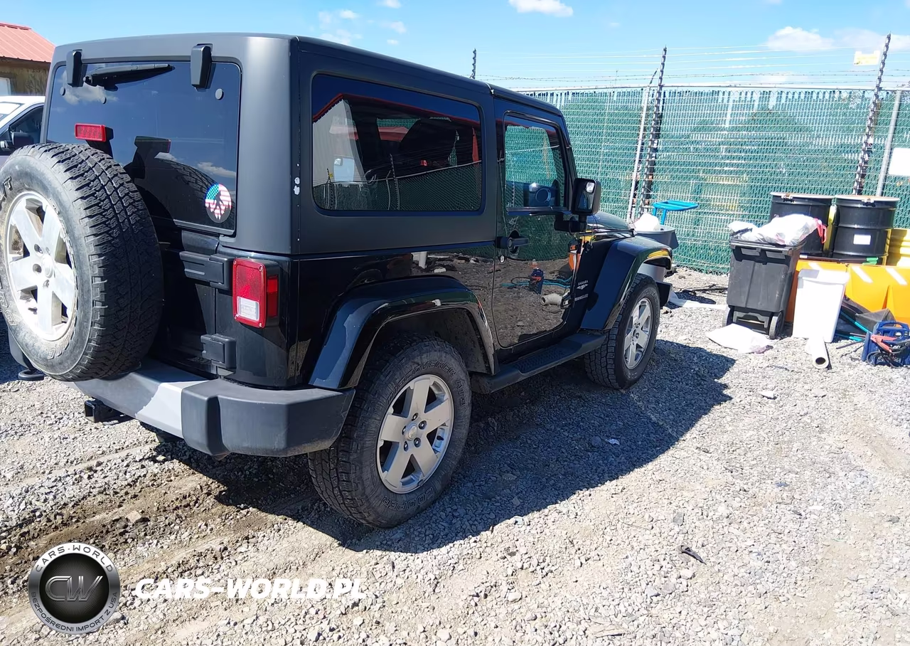 2012 Jeep Wrangler Sahara VIN:1C4AJWBG7CL125725 - 4