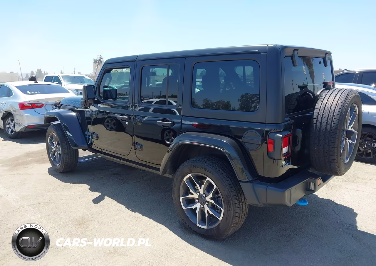 2024 Jeep Wrangler 4Xe VIN:1C4RJXN64RW133641 - 3