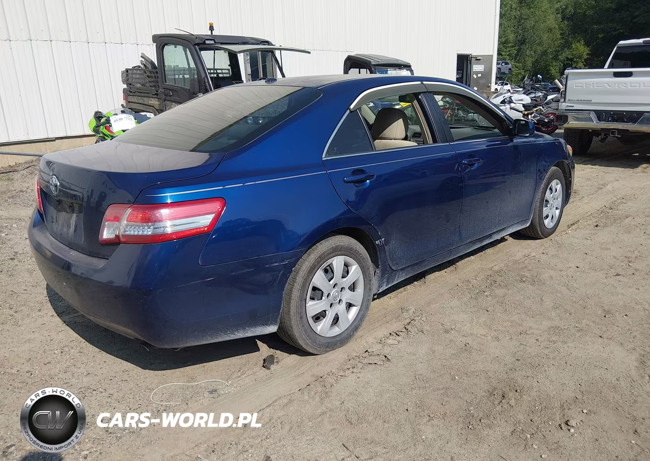 2011 Toyota Camry VIN:4T1BF3EK7BU671143 - 4