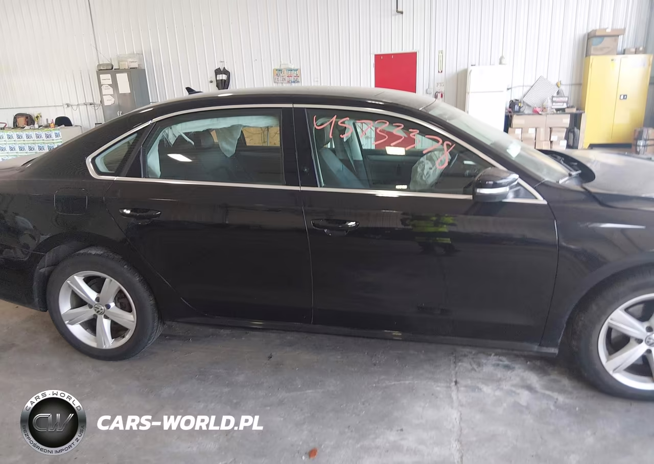 2014 Volkswagen Passat Se VIN:1VWBH7A3XEC045792 - 13