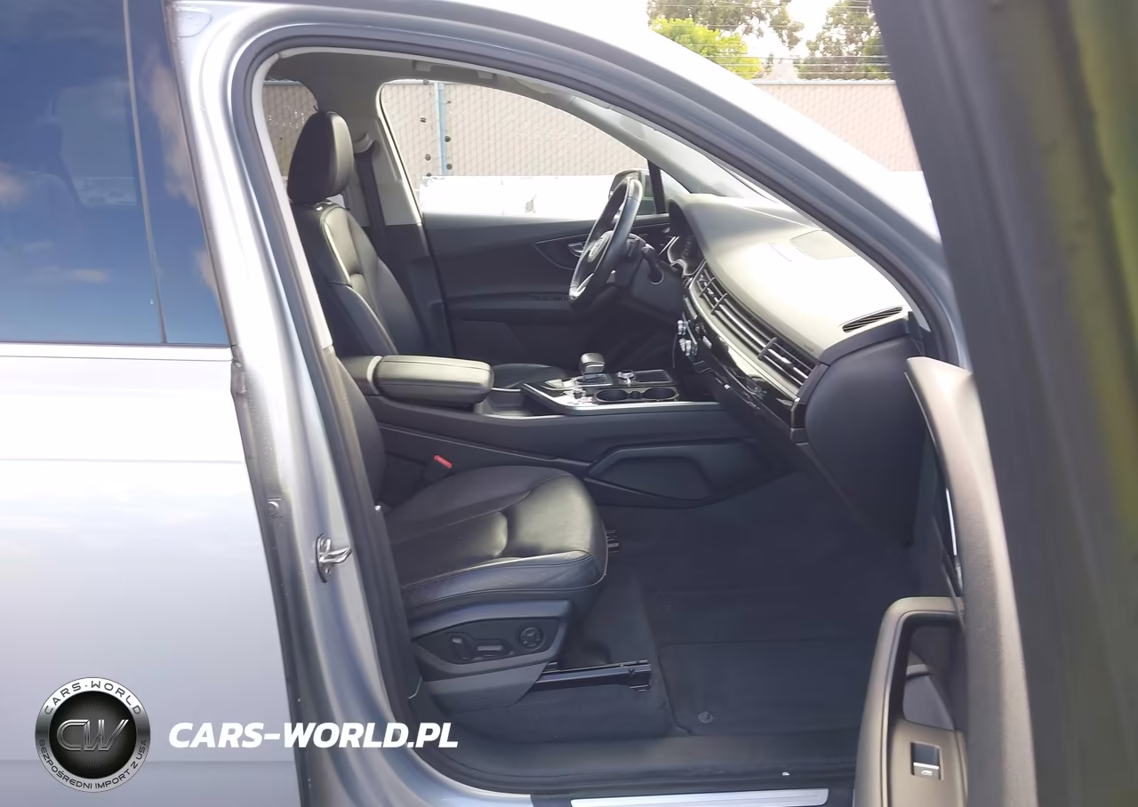 2017 Audi Q7 3.0T Premium VIN:WA1LAAF79HD001439 - 5