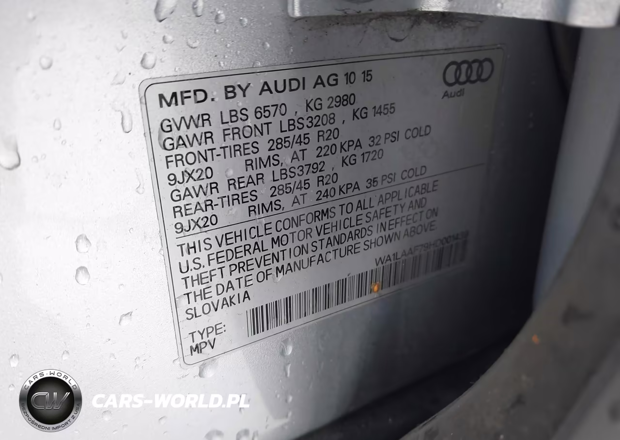2017 Audi Q7 3.0T Premium VIN:WA1LAAF79HD001439 - 9