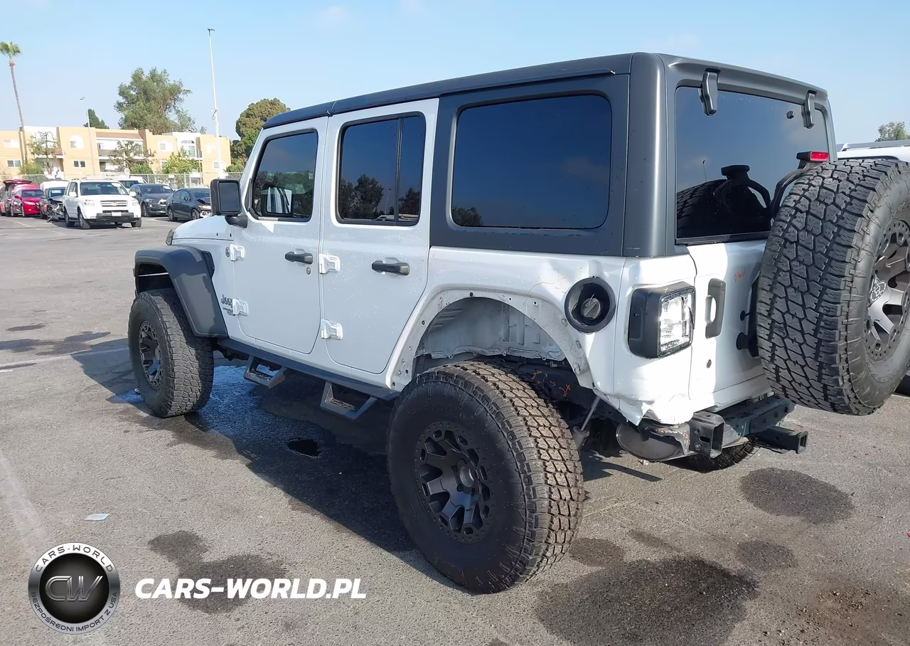 2018 Jeep Wrangler Unlimited Sport S 4X4 VIN:1C4HJXDNXJW331701 - 3